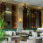 Ames & 4* Vlorë
