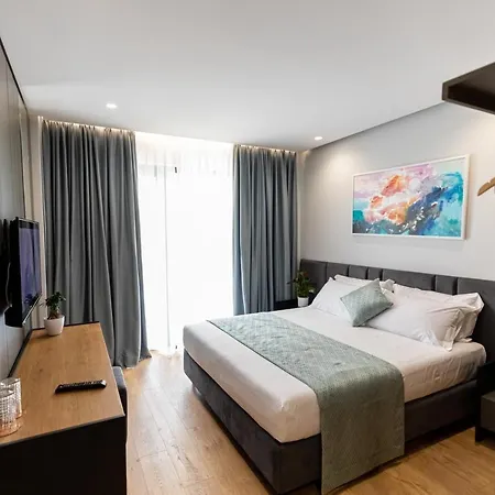 Ames & Hotel