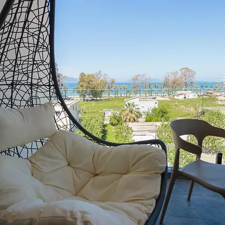 Ames & 4* Vlorë