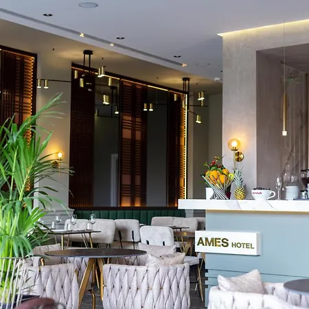 Hotel Ames & 4*