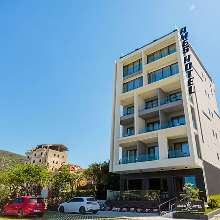 Ames & Hotel 4*