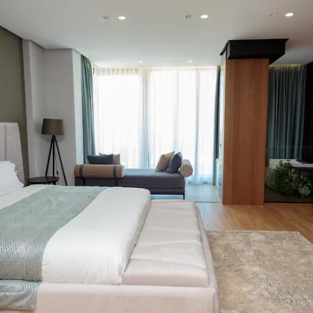 Hotel Ames & 4*
